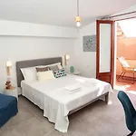 בית הארחה Al Duomo & Flats 4*