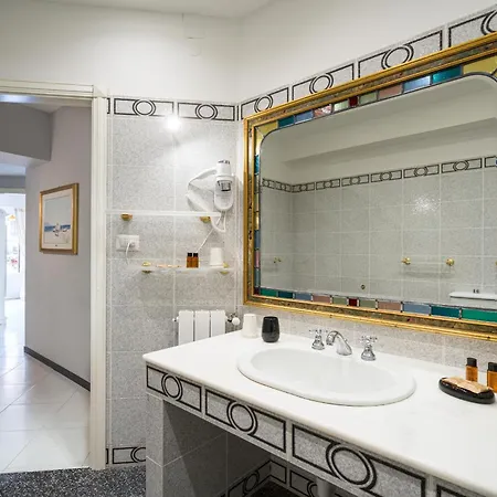 Guest house Al Duomo & Flats 2*