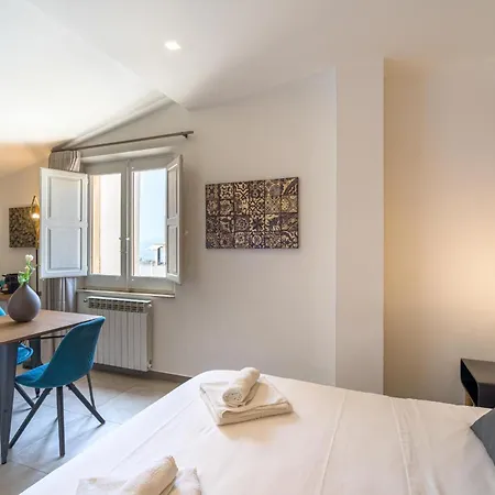 Al Duomo & Flats Guest house