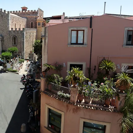 招待所 Al Duomo & Flats 4*