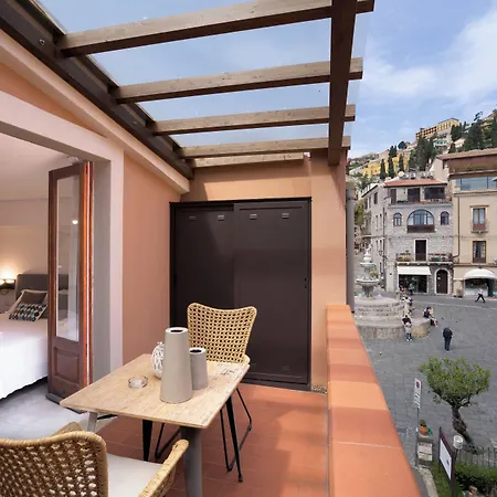 Al Duomo & Flats 招待所 陶尔米纳