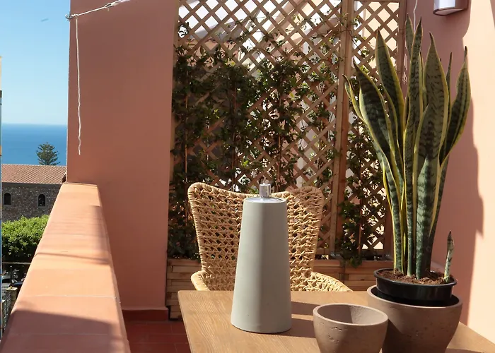 Al Duomo & Flats 招待所 陶尔米纳