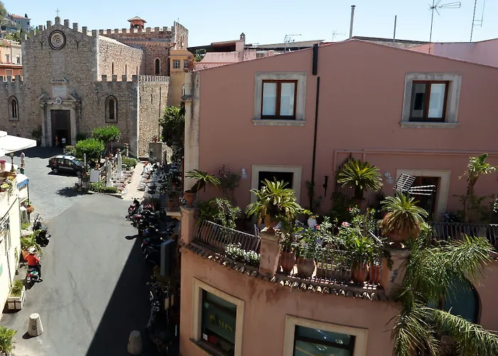 招待所 Al Duomo & Flats 4*